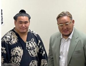 豊昇龍と朝青龍