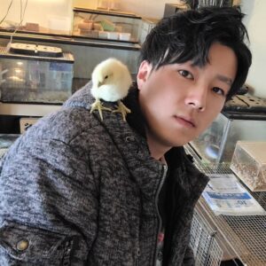 飯島レンジとひよこ