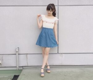 2018年の本田仁美の全身写真